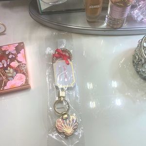 Lilly pulitzer wristlet key chain